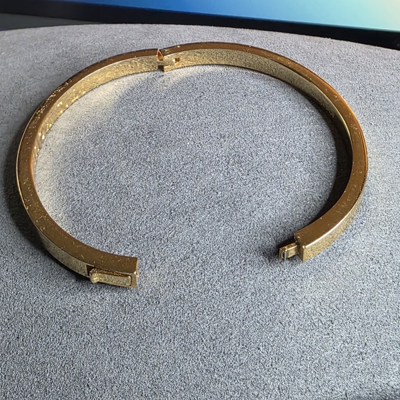 Spartina 449 Gold Plated Inspirational Bangle Clasp - Picture 6 of 7